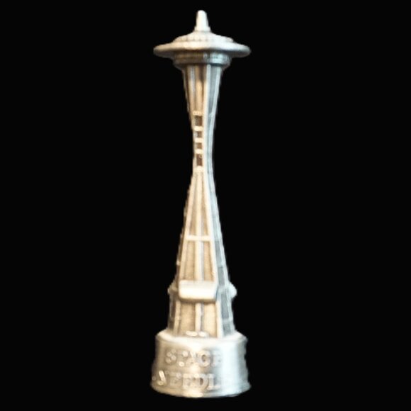 Vintage Pewter Seattle Space Needle Souvenir Miniature Figure